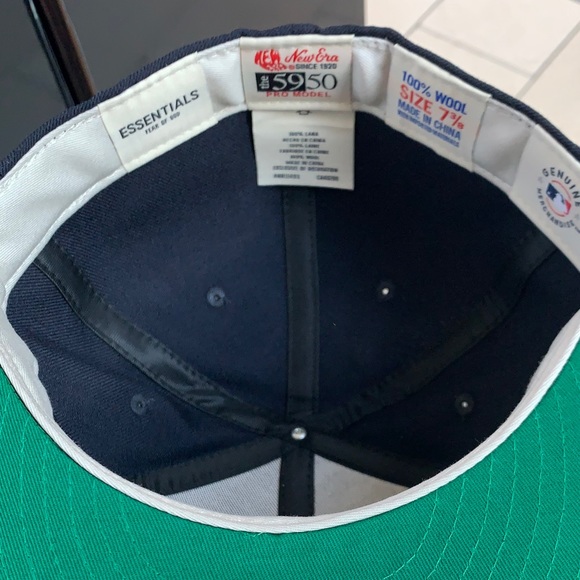 Fear of God Essentials/New Era fitted cap - Picture 4 of 4